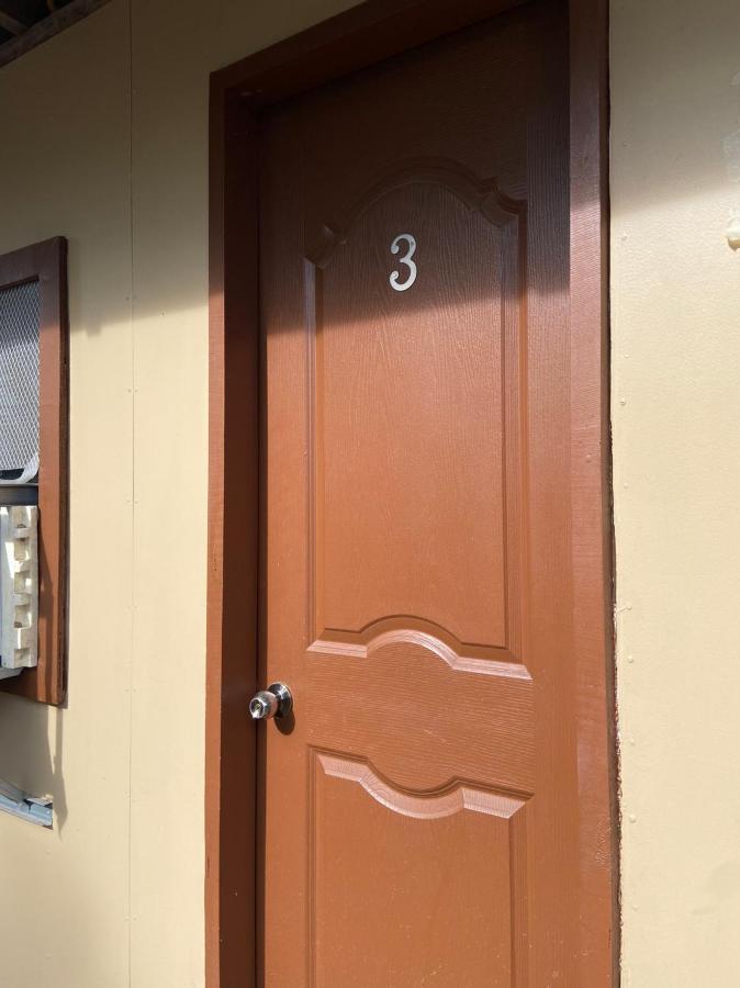 Alona Bohol Backpackers Hostel 팡라오 외부 사진