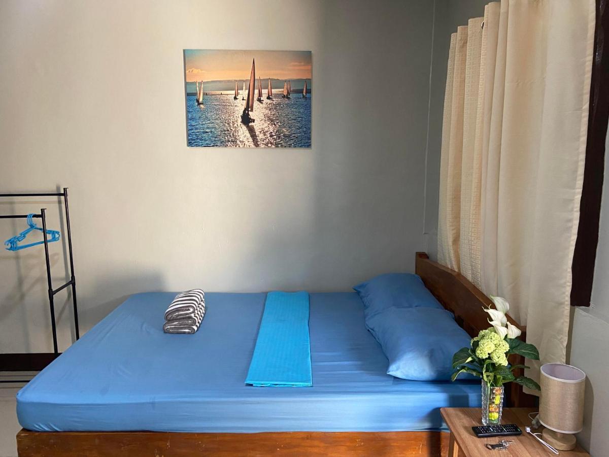 Alona Bohol Backpackers Hostel 팡라오 외부 사진