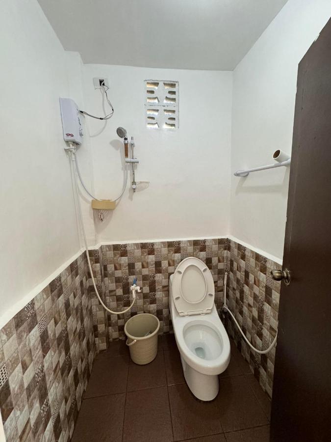Alona Bohol Backpackers Hostel 팡라오 외부 사진